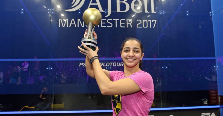 Raneem El Welily with the 2017 PSA Women's World Championship trophy